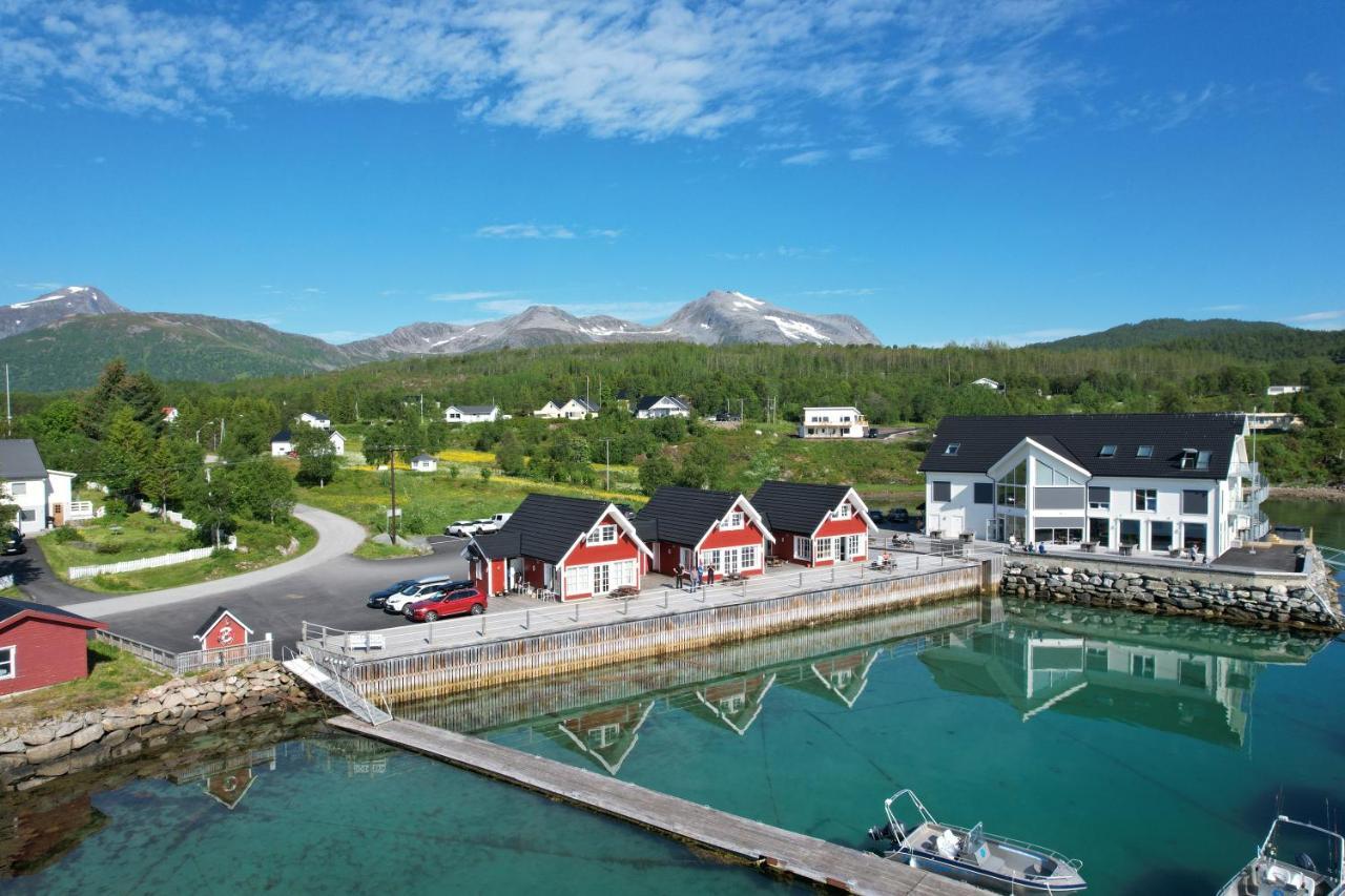 Senja Fjordhotell And Apartments Stonglandseidet Экстерьер фото