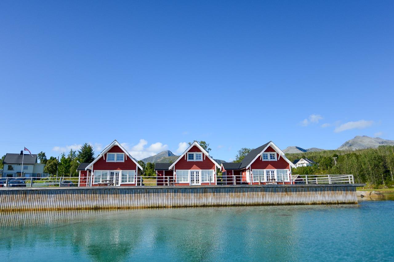 Senja Fjordhotell And Apartments Stonglandseidet Экстерьер фото